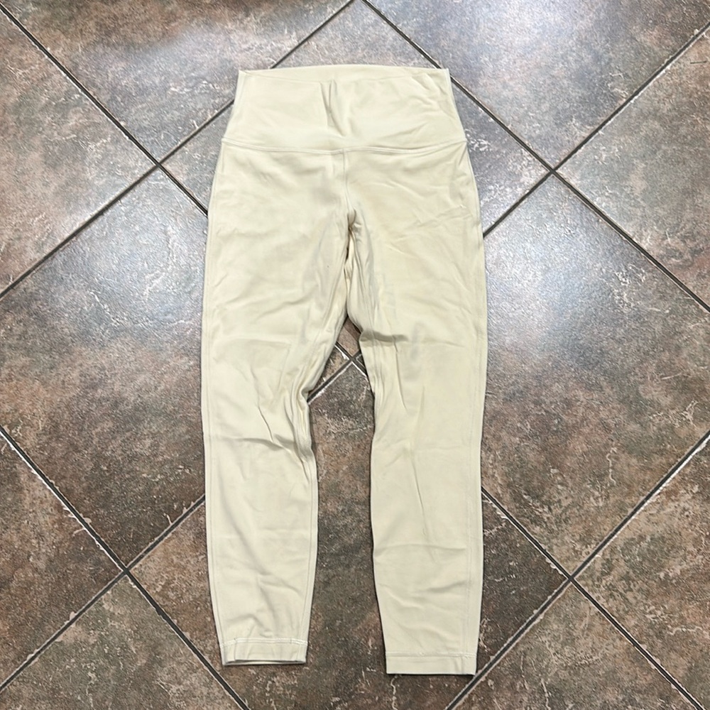NWOT lululemon leggings size 8
